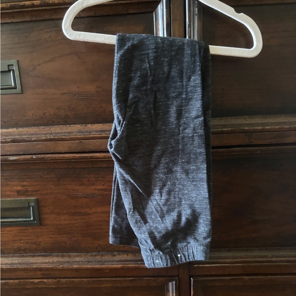 SO gray space dyed leggings in size S (7)